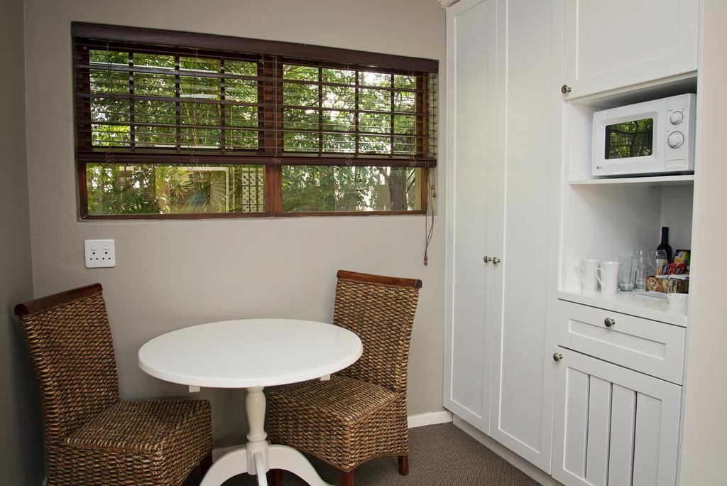 Bayside Guesthouse Port Elizabeth Exterior photo