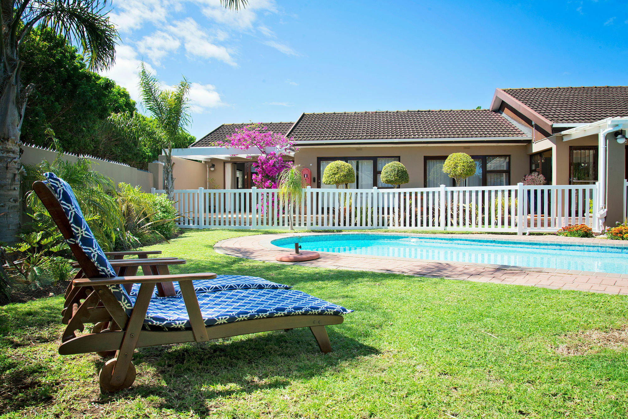 Bayside Guesthouse Port Elizabeth Exterior photo
